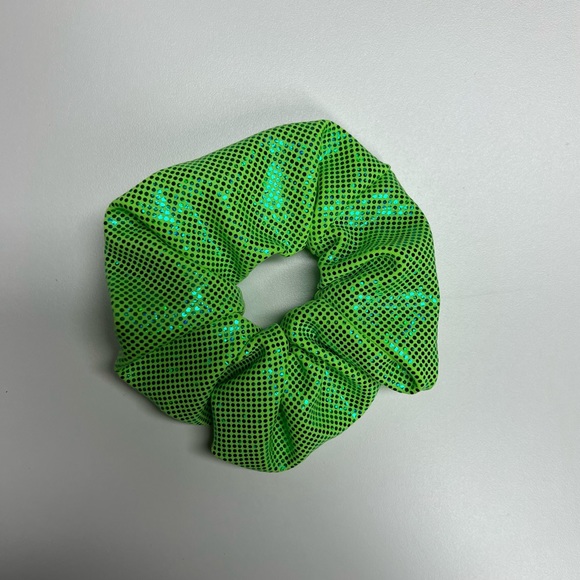 Box of hair scrunchies- 6 (six) colors - Picture 16 of 17